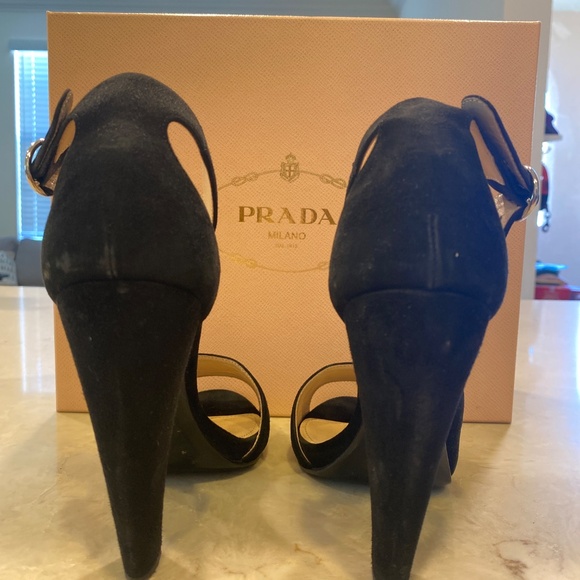 Prada Heels with Ankle Strap Black Suede - Picture 5 of 7